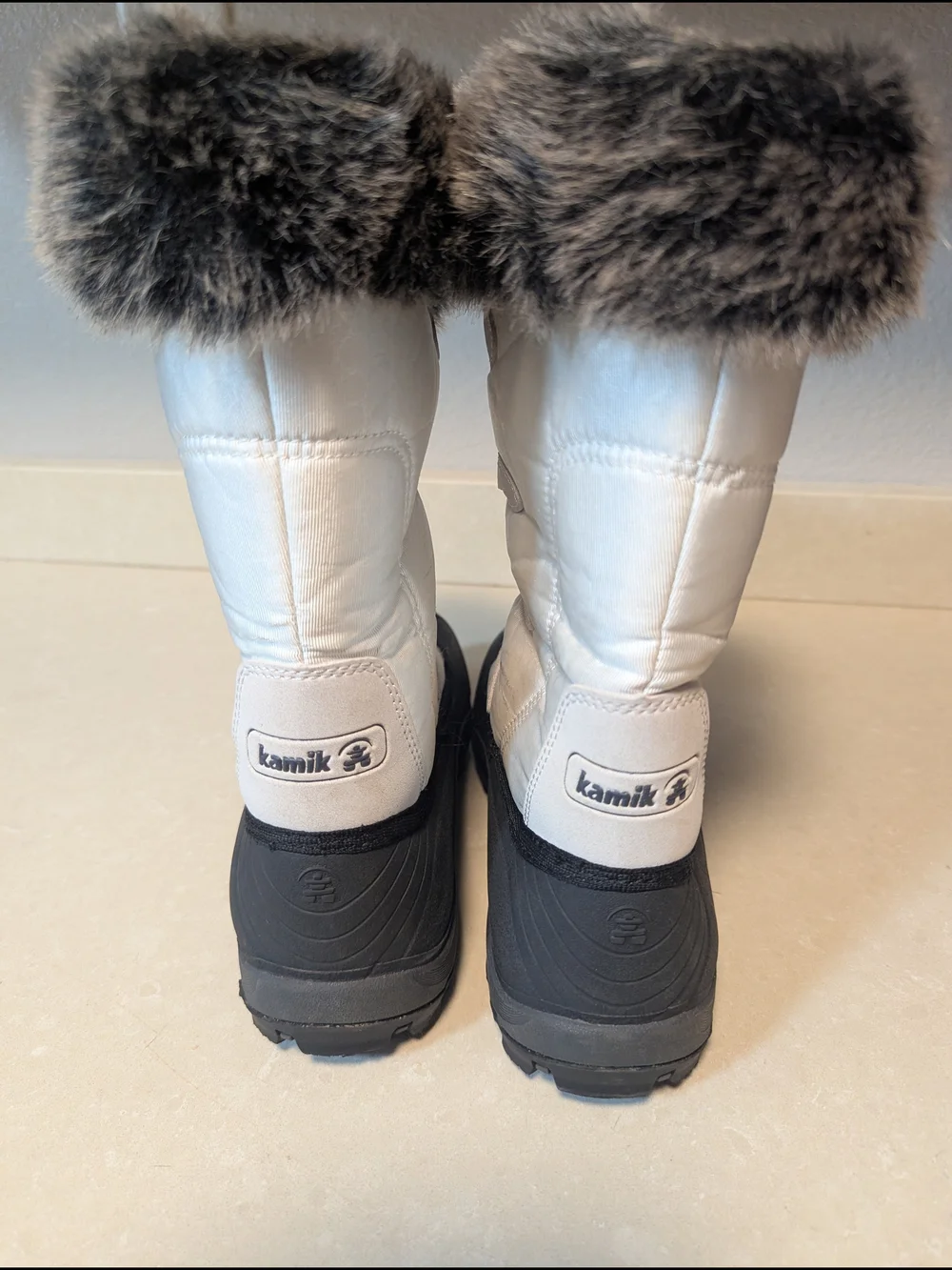 Kamik White Winter Boots with Faux Fur Cuff